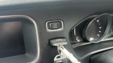 Volvo V40 D3 [4 Cyl 150] R DESIGN Pro 5dr Diesel Hatchback